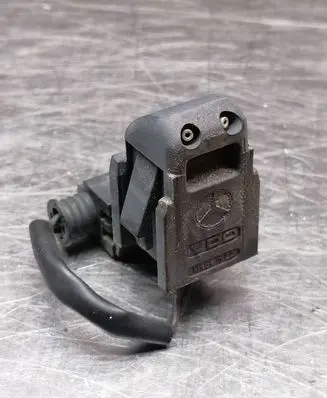 Mercedes-Benz S W220 Windshield washer spray nozzle 