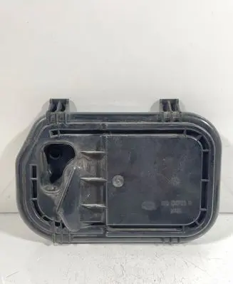 Audi A6 S6 C6 4F Headlight/headlamp dust cover 16016400