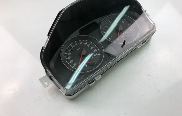 Volvo V50 Speedometer (instrument cluster) 31296226