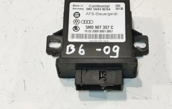 Volkswagen PASSAT B6 Light module LCM 5M0907357C