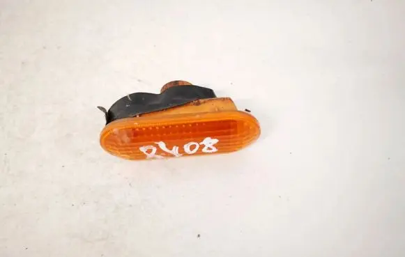 Ford Fiesta Front fender indicator light 2s6a13k354ad 2s6a-13k354-ad