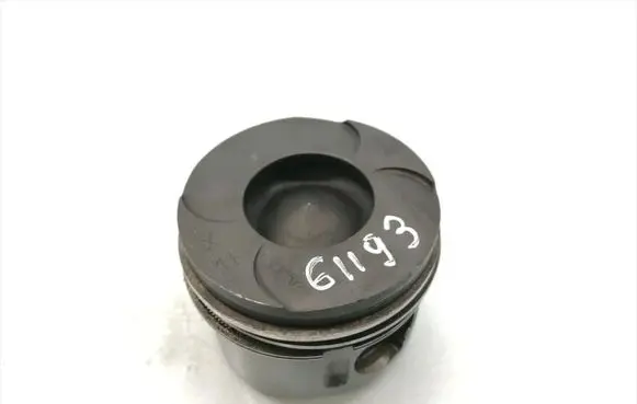 Mercedes-Benz Sprinter W901 W902 W903 W904 Piston 