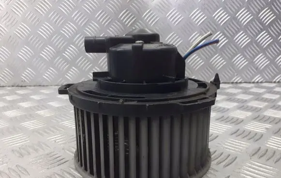 Mazda 5 Front door blower motor 89400-0270
