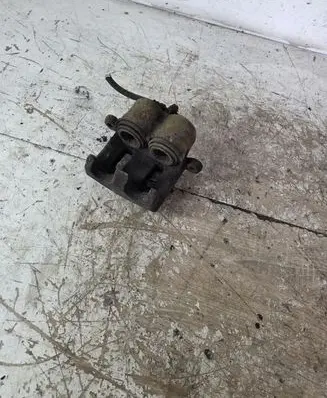 Mazda CX-7 Front brake caliper