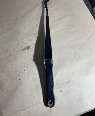 Skoda Fabia Mk3 (NJ) Front wiper blade arm 6v1955409a