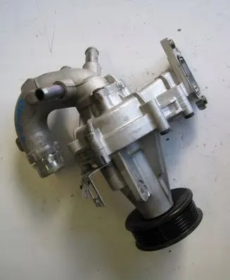 Maserati Grecale Water pump 670054316
