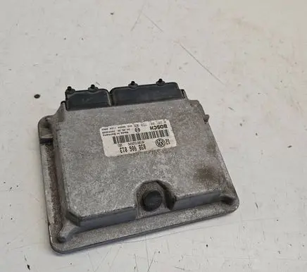 Volkswagen Golf IV Engine control unit/module 038906013