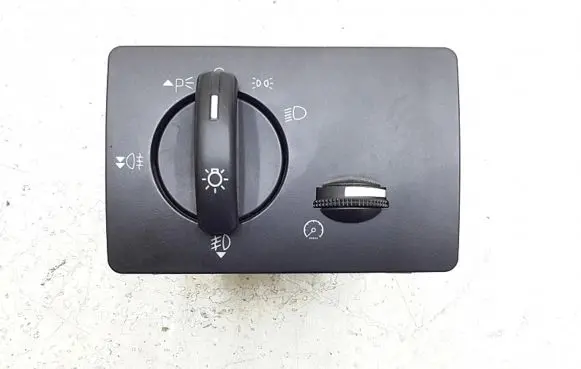 Ford Focus Light switch 4m5t13a024ga