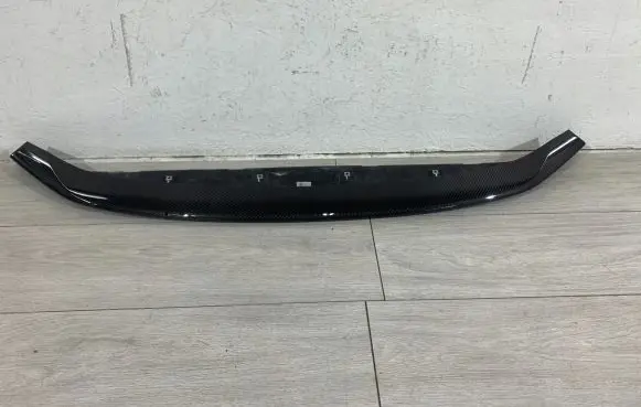 Maserati Levante Front bumper lip 670119778