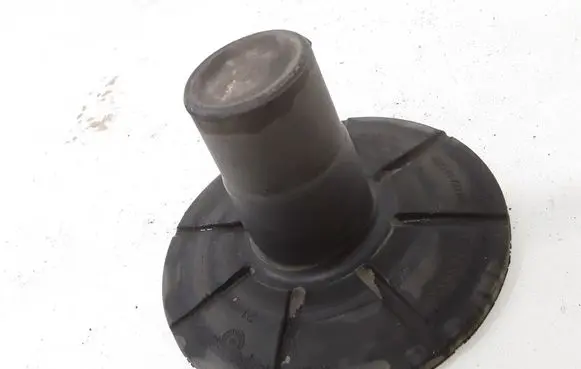 Opel Astra G Front coil spring rubber mount 90538498