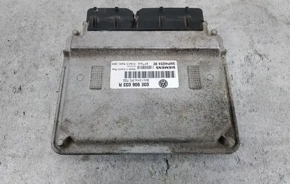 Volkswagen Polo IV 9N3 Engine control unit/module ECU 03E906033R