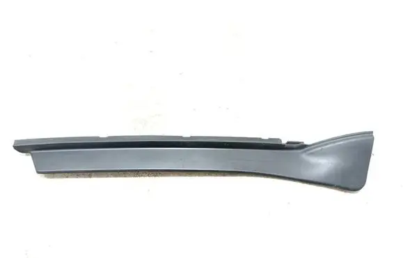 Land Rover Defender (C) pillar trim L8B228117A