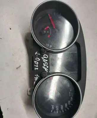 Nissan Qashqai Speedometer (instrument cluster) J0806820