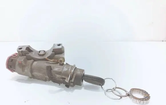 Volkswagen Golf IV Ignition lock 4B0905851C