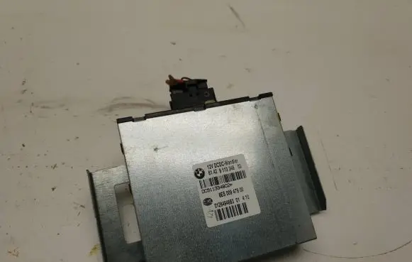 BMW 3 E90 E91 Torque split ecu control unit/module 9113348 0126494683 8ES00947900