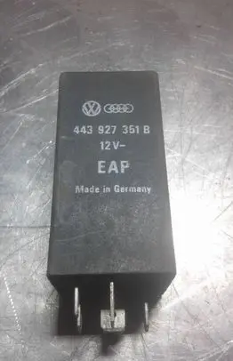 Volkswagen PASSAT B5 Other relay 443927351B