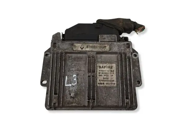 Renault Clio III Engine control unit/module 7700112764 7700868294 8268057112