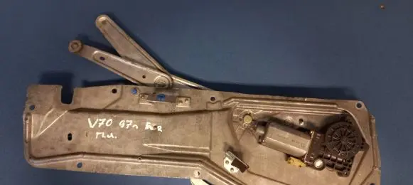 Volvo V70 Sliding door window regulator with motor 9152723