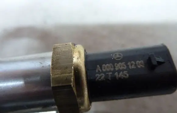 Mercedes-Benz X-class W470 Coolant temperature sensor 