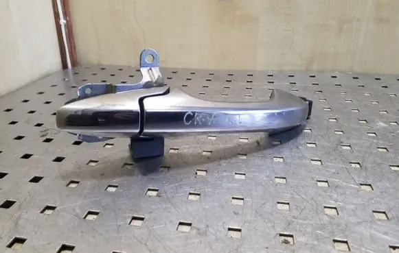 Honda CR-V Front door exterior handle 43921SWA