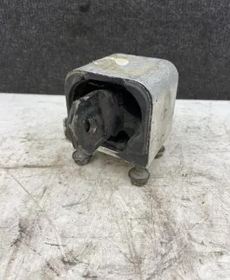 Volkswagen Crafter Gearbox mount A4639242