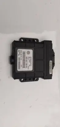 Audi Q7 4L Gearbox control unit/module 0C8927750AL