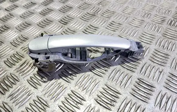 Skoda Superb B5 (3U) Front door exterior handle 3B0837885