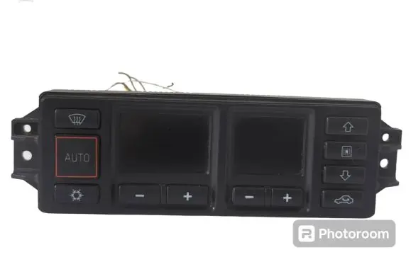 Audi A4 S4 B5 8D Climate control unit 8L0820043B 5HB00760800 D720016