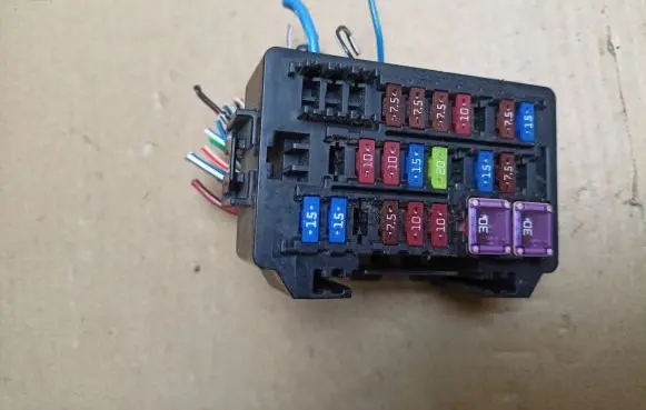 Mazda CX-9 Fuse module