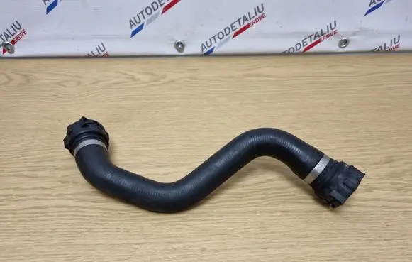 BMW 1 F20 F21 Engine coolant pipe/hose 7811129