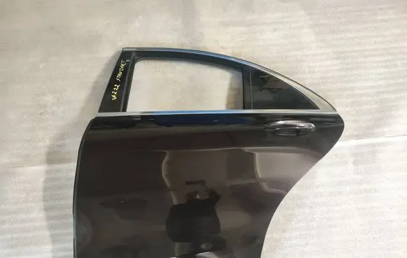 Mercedes-Benz S W222 Rear door
