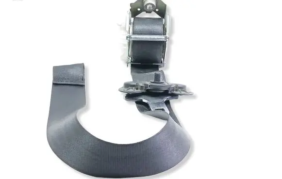 BMW 1 E82 E88 Front seatbelt 34003268D 1203100923