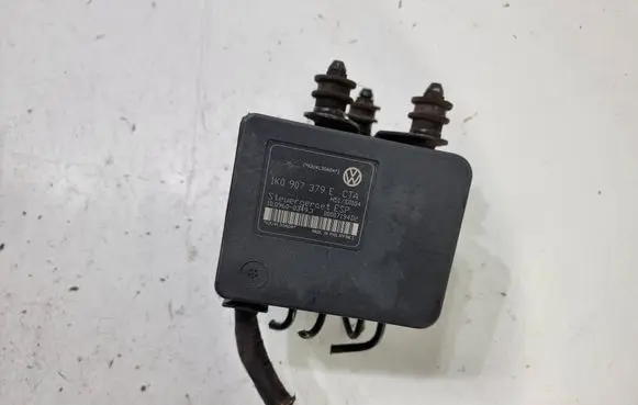 Audi A3 S3 8P ABS Pump 1K0907379E