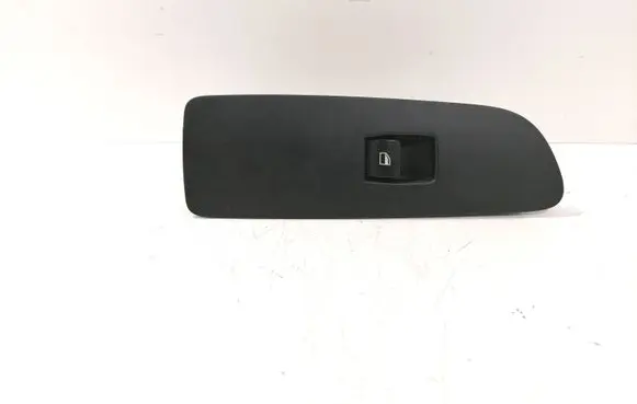 BMW 1 E81 E87 Electric window control switch 9162997