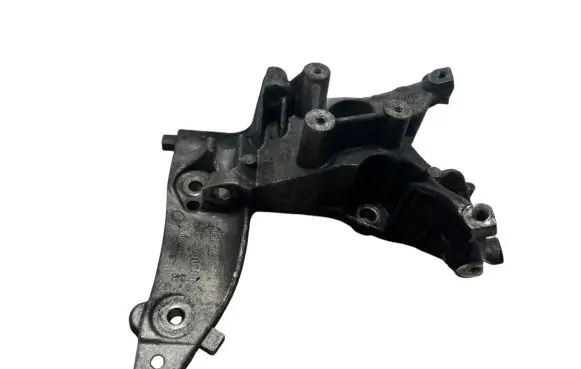 Citroen DS5 Generator/alternator bracket 9674030280 C4003746SE03