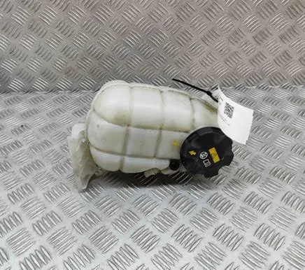 BMW 4 F32 F33 Coolant expansion tank/reservoir 7642160