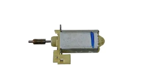 Ford Fusion II Seat adjustment motor AHC12V6004RA3182 FWKQA 827496354