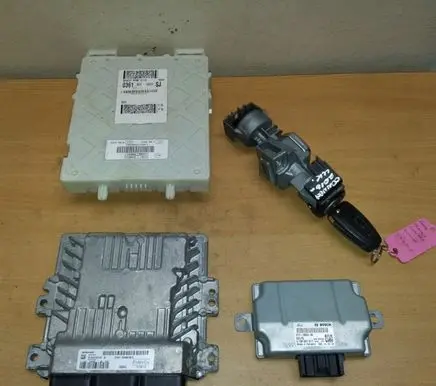 Engine ECU kit and lock set