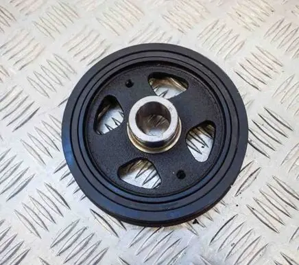 Lexus CT 200H Crankshaft pulley 1347037050