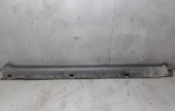 KIA Sorento Sill