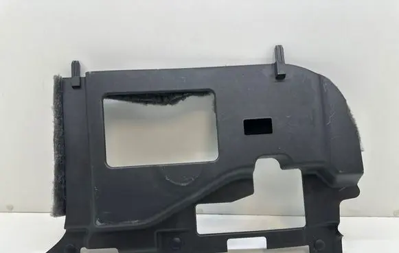 Dashboard lower bottom trim panel