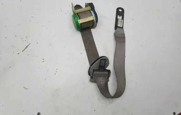 Cadillac CTS Front seatbelt 1844109