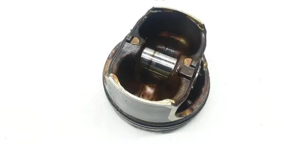 BMW 3 E90 E91 Piston 