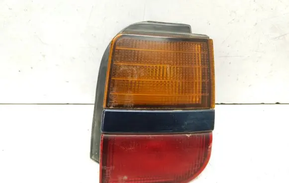 Mitsubishi Space Wagon Rear/tail lights 0431536R