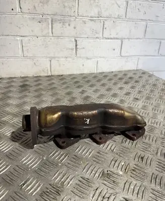 Audi A6 S6 C6 4F Exhaust manifold 059253033