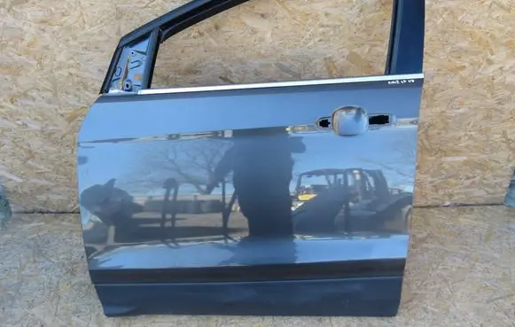 Ford Kuga II Front door 