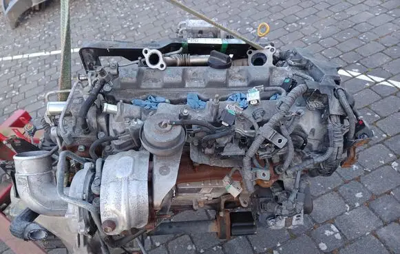 Toyota Avensis T270 Engine 1AD 221000R040 XYZTE