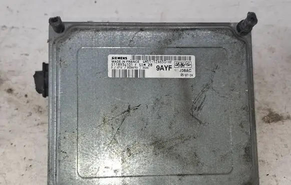 Ford C-MAX II Engine control unit/module 4M5112A650HF 9AYF S118934101F