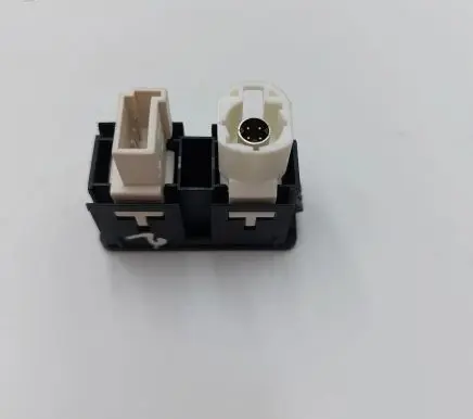 Mini Cooper Countryman R60 USB socket connector 84109229242