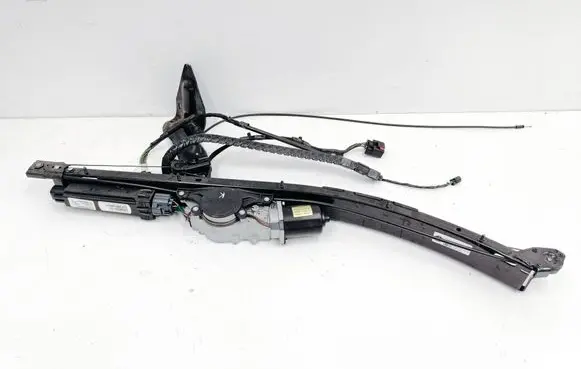 Dodge Grand Caravan Sliding door motor assembly P68060499AI 68060499AI PN5913297AC